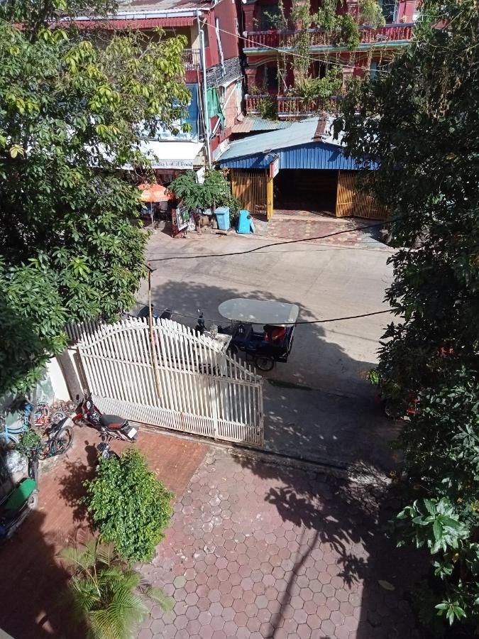 Makers Guesthouse Siem Reap Exterior photo